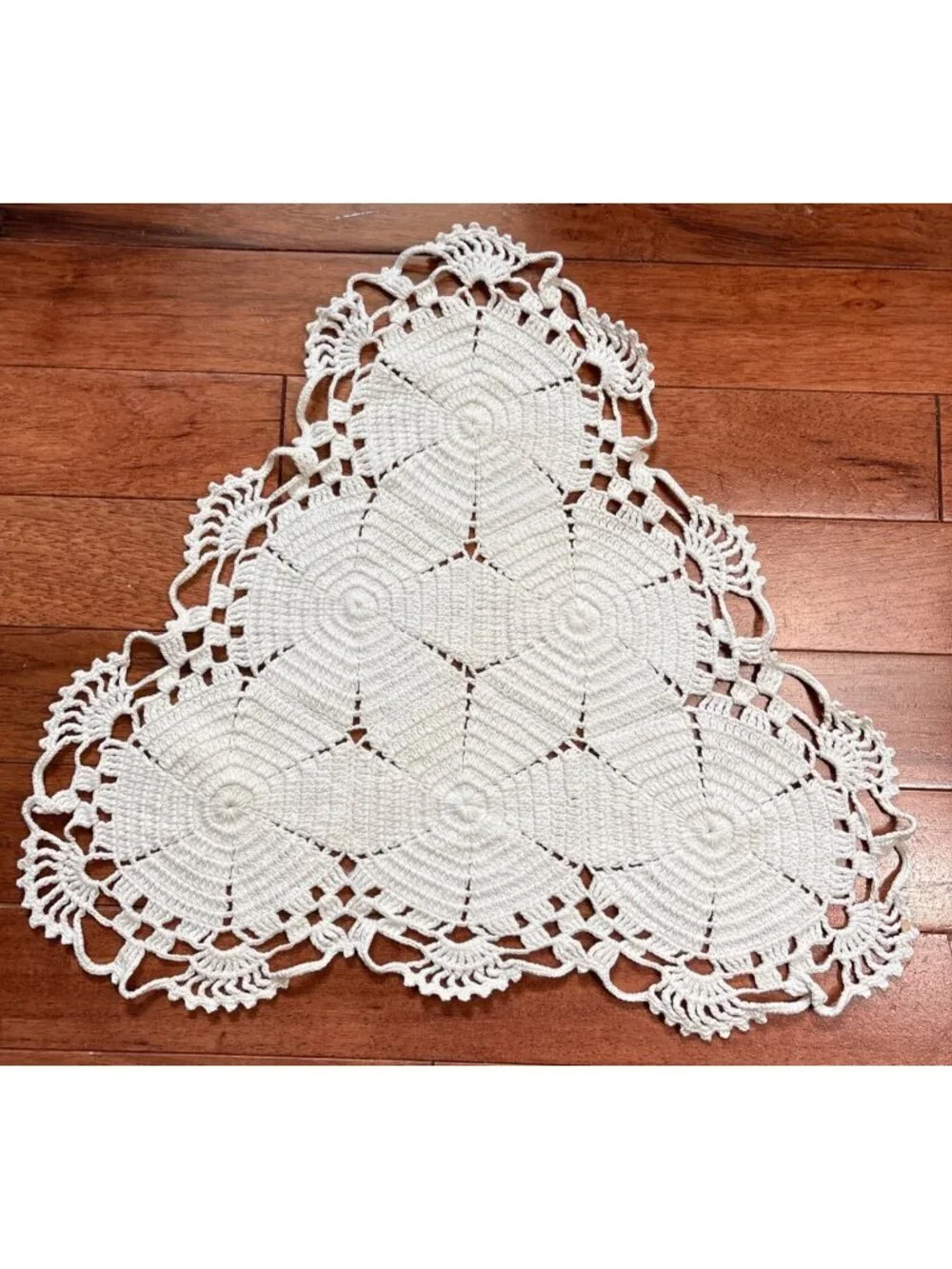 Handmade Crochet Doily Cream Triangle Shape Decorative Table Accent 13x15